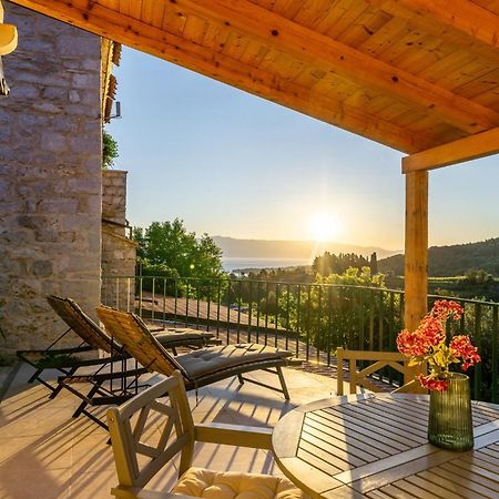 Dvor Pitve Villas Jelsa  Extérieur photo