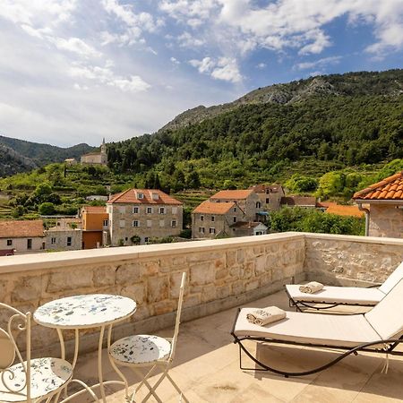 Dvor Pitve Villas Jelsa  Extérieur photo