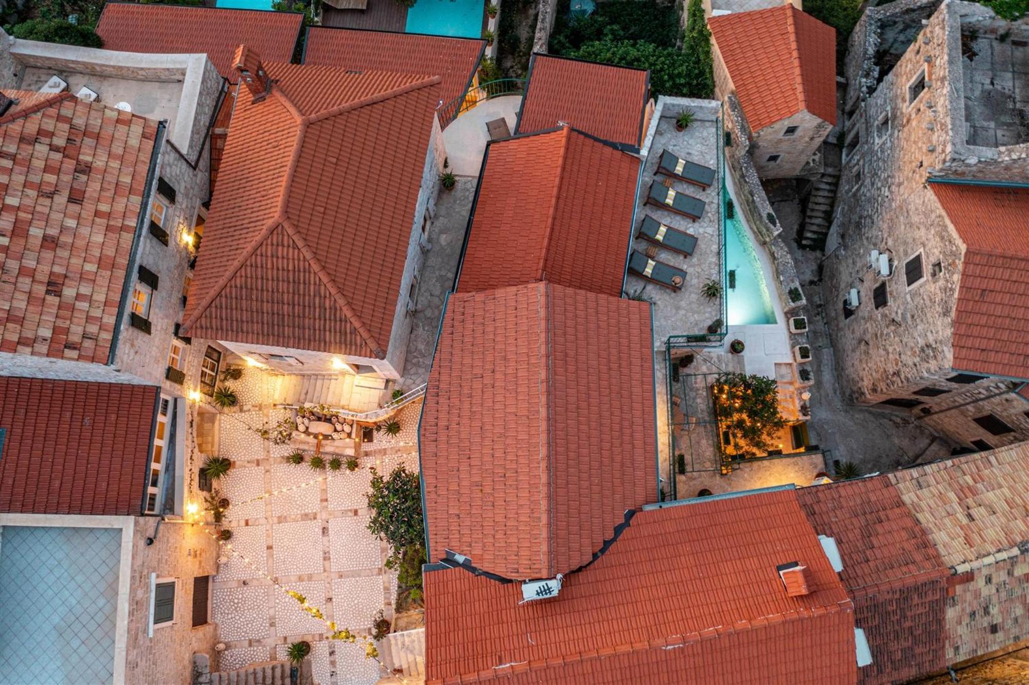 Dvor Pitve Villas Jelsa  Extérieur photo