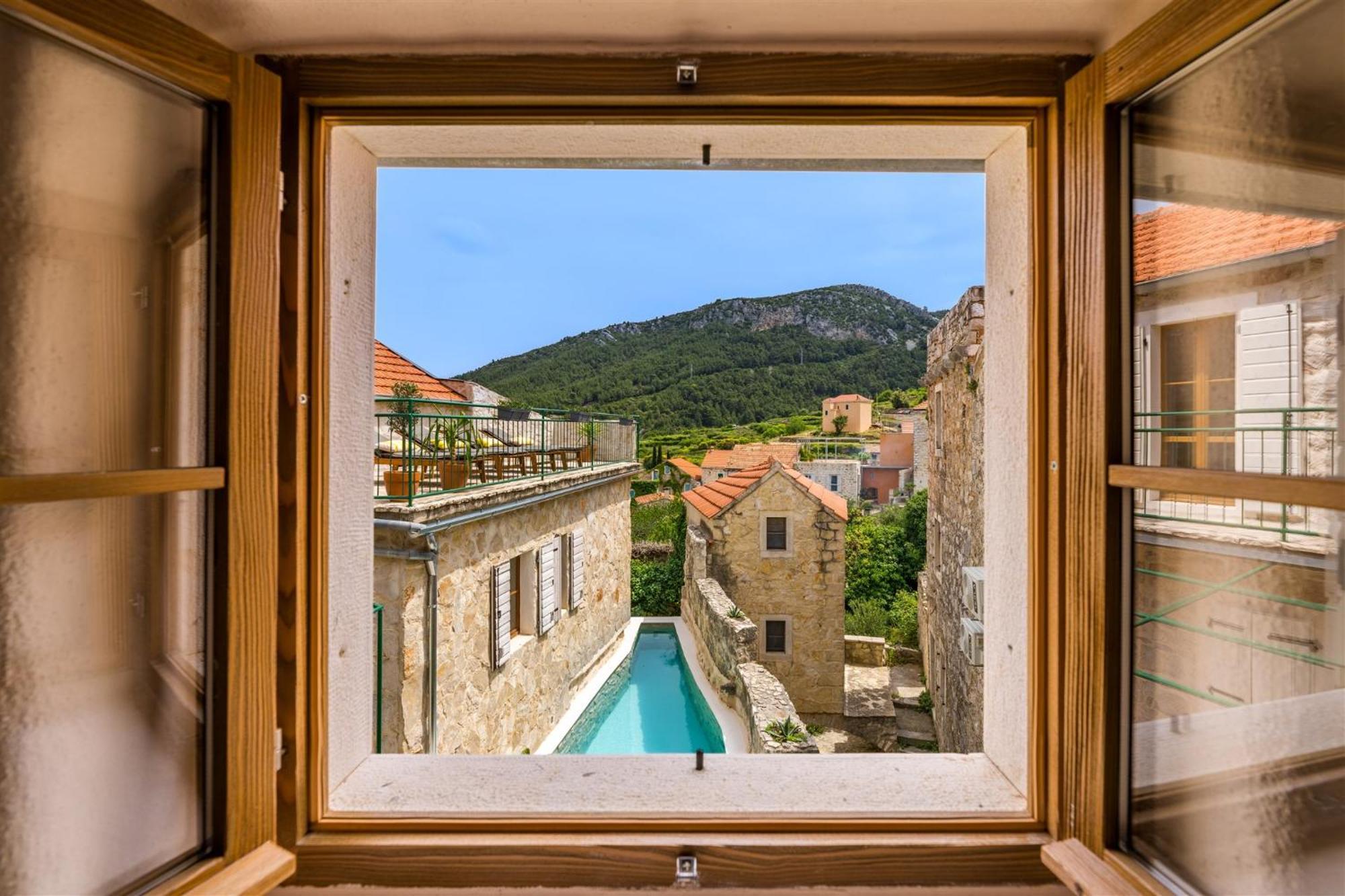 Dvor Pitve Villas Jelsa  Extérieur photo